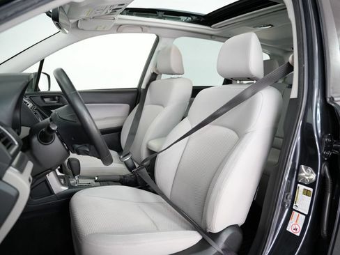 Used 2018 Subaru Forester 2.5i Premium AWD/4WD image 45