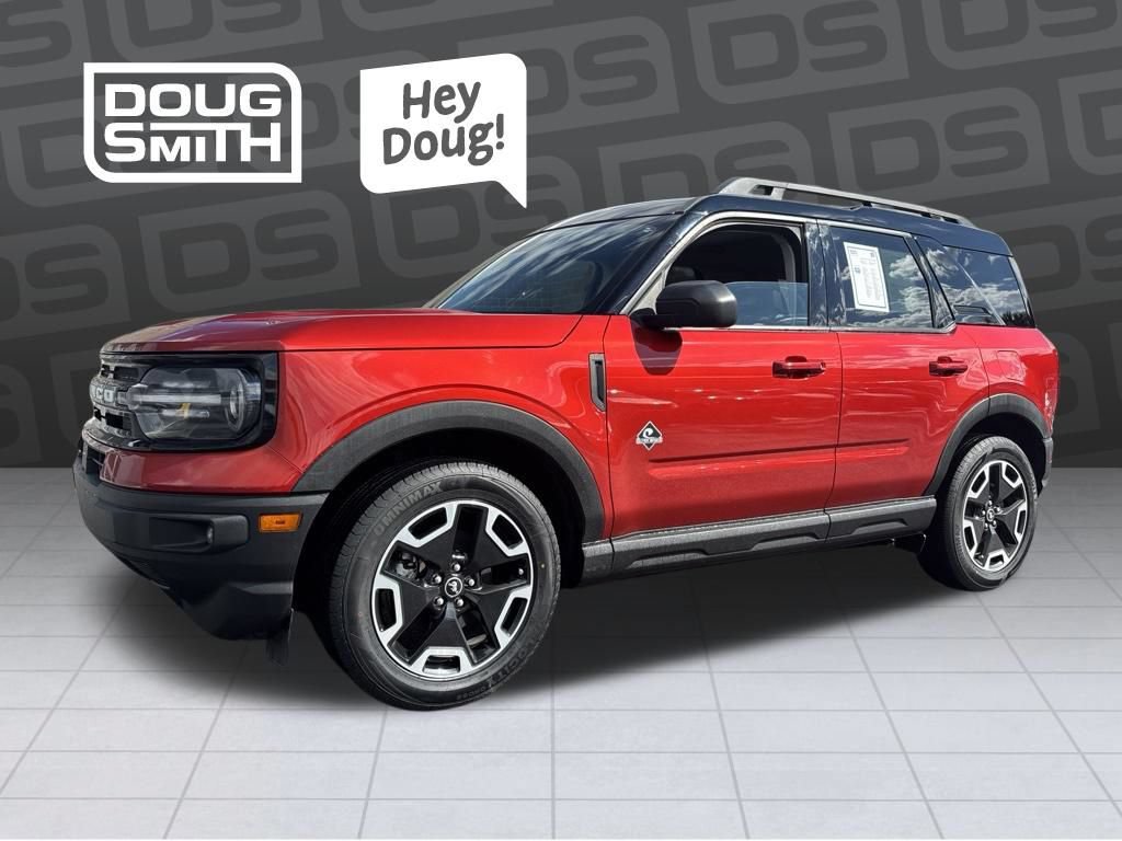Used 2023 Ford Bronco Sport Outer Banks w/ Tech Package AWD/4WD image 1