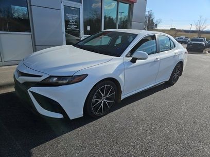 Used 2022 Toyota Camry SE