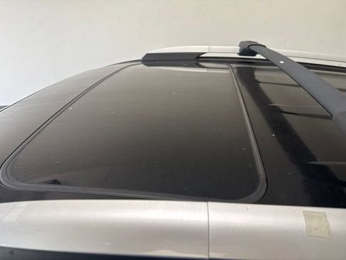Used 2015 Toyota RAV4 XLE FWD image 7