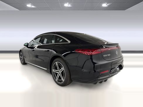 New 2026 Mercedes-Benz EQS 580 4MATIC Sedan image 3