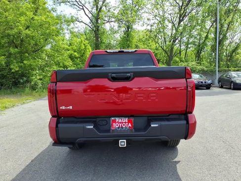 Certified 2022 Toyota Tundra SR5 w/ SR5 Convenience Package AWD/4WD image 7