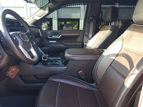 Used 2024 GMC Sierra 1500 Denali w/ Denali Reserve Package AWD/4WD image 19