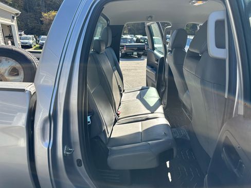 Used 2015 Toyota Tundra SR5 image 9