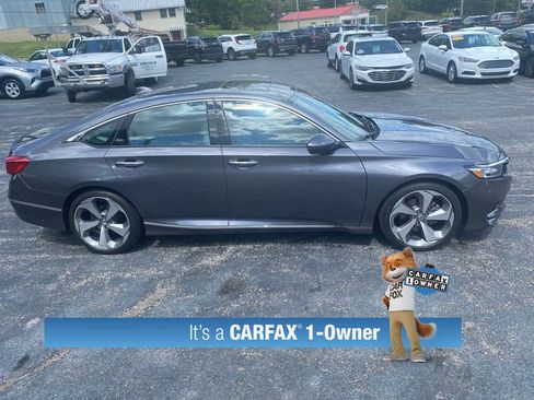 Used 2018 Honda Accord Touring image 6