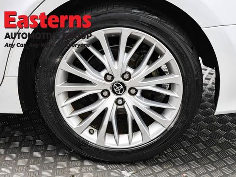 Used 2019 Toyota Camry XLE w/ Carpet Mat Package FWD image 34