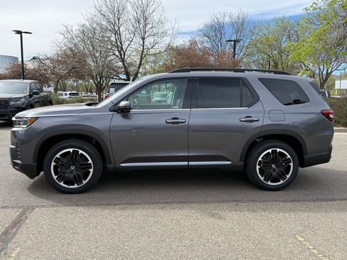 New 2026 Honda Pilot Touring image 8