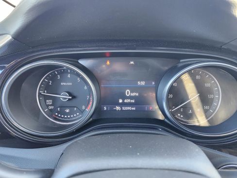 Used 2022 Buick Encore GX Essence w/ Experience Buick Package image 12