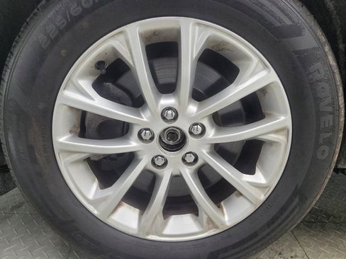 Used 2019 Jeep Cherokee Latitude w/ Popular Appearance Group FWD image 31