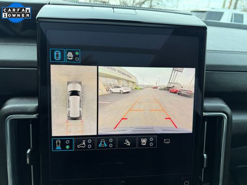 Used 2025 GMC Yukon Denali w/ Denali Reserve Package image 27