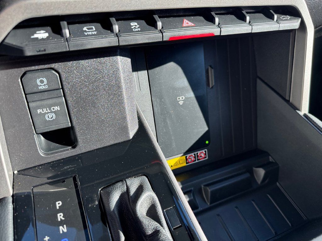 Certified 2025 Toyota Tundra Limited AWD/4WD image 24