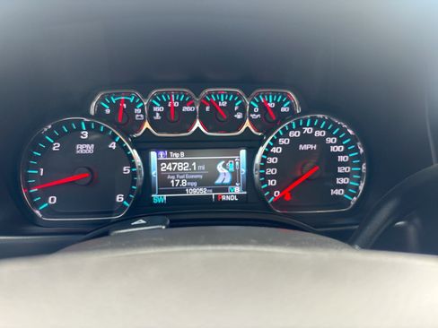 Used 2019 Chevrolet Tahoe Premier AWD/4WD image 10