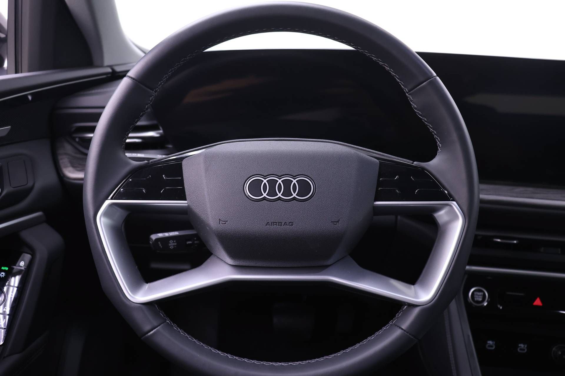Certified 2025 Audi Q5 Premium AWD/4WD image 17