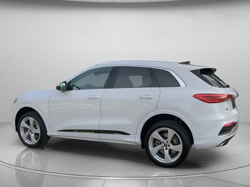 Used 2025 Audi Q5 Premium Plus AWD/4WD image 18