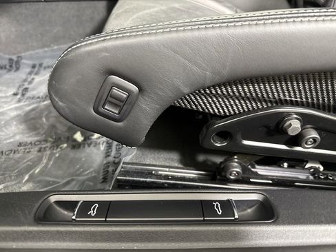 Certified 2018 Porsche 911 GT3 image 38