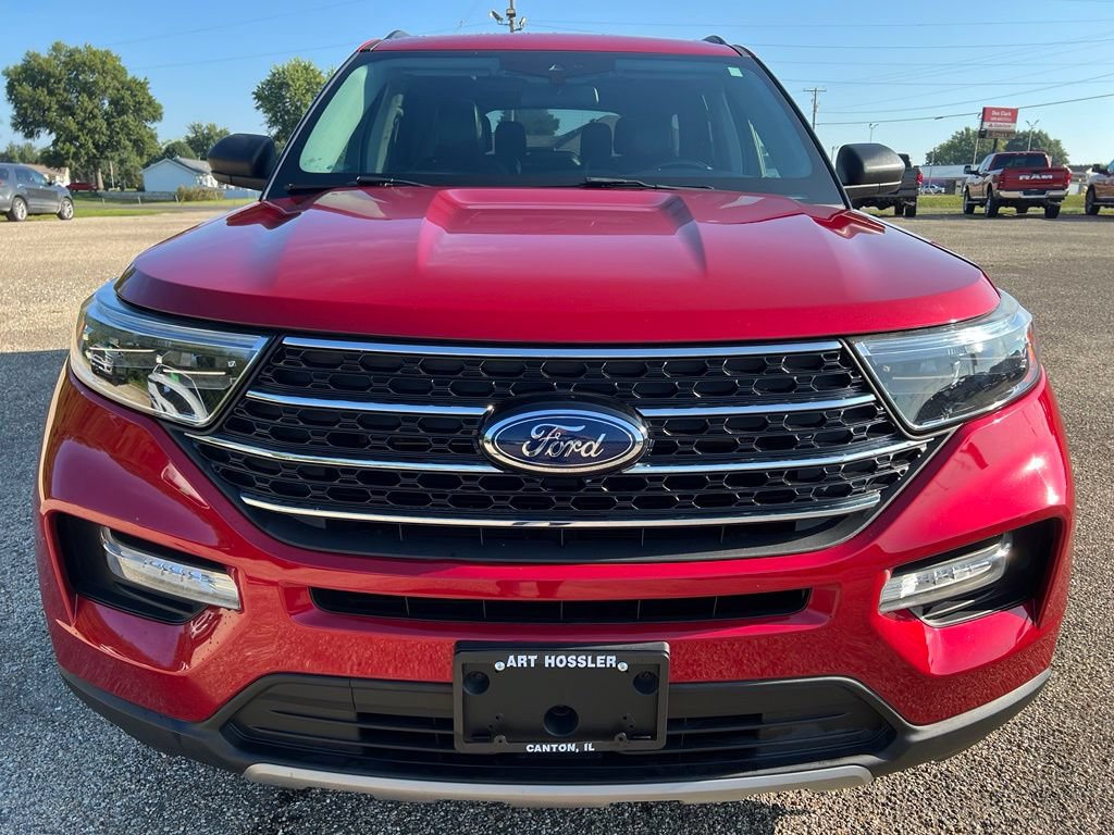 Used 2021 Ford Explorer XLT w/ Equipment Group 202A AWD/4WD image 8