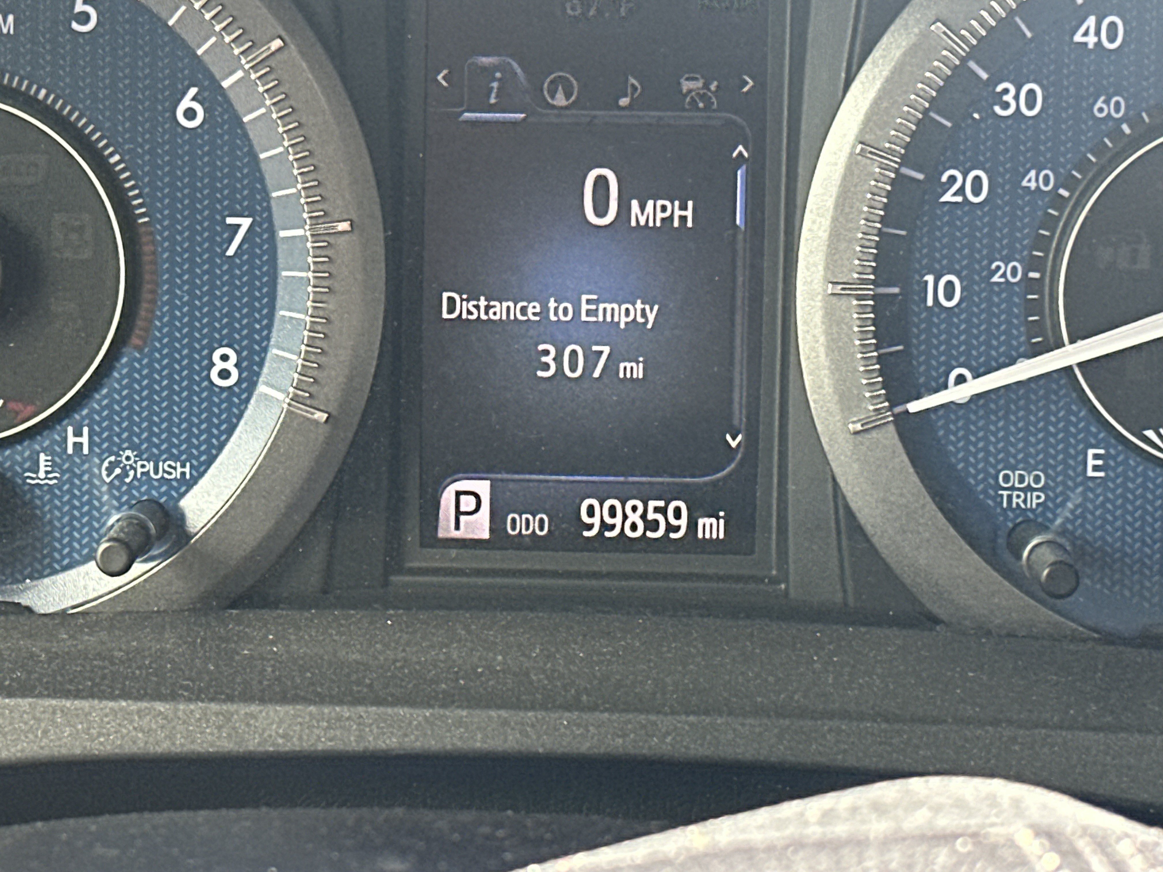 Used 2018 Toyota Sienna XLE w/ XLE Navigation Package FWD image 21
