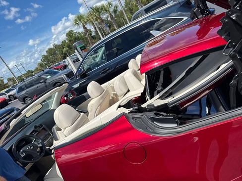 Used 2014 Lexus IS 250C w/ Navigation System Package RWD image 17