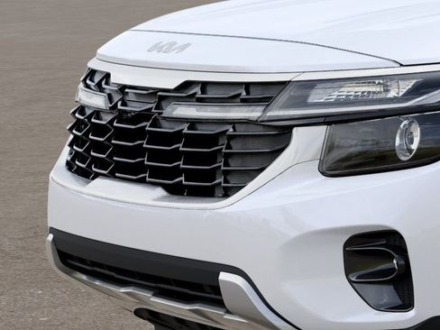 New 2026 Kia Seltos S image 13