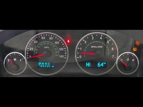 Used 2005 Jeep Grand Cherokee Limited w/ Trailer Tow Group IV AWD/4WD image 35