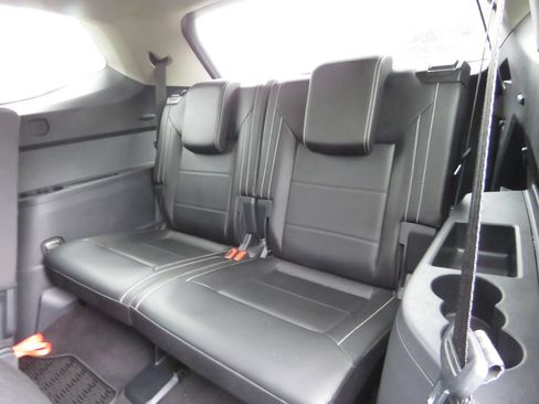 Used 2023 Volkswagen Atlas SEL AWD/4WD image 22