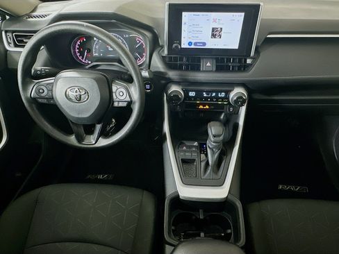 Used 2023 Toyota RAV4 XLE FWD image 27