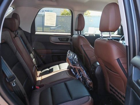 New 2025 Ford Bronco Sport Outer Banks w/ Outer Banks Tech Package+ image 17