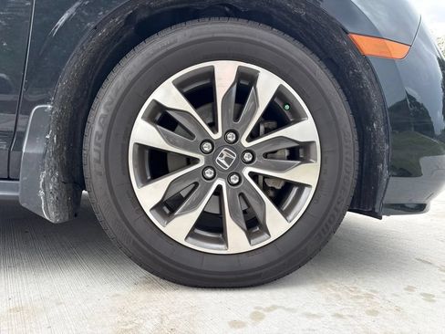 Used 2023 Honda Odyssey EX-L image 9