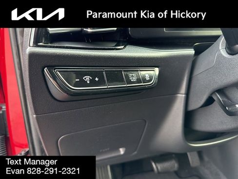 Used 2023 Kia Niro LX image 15