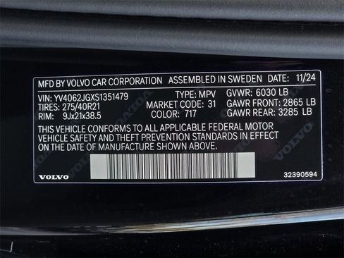 Used 2025 Volvo XC90 B6 Ultra w/ Protection Package Premier image 41