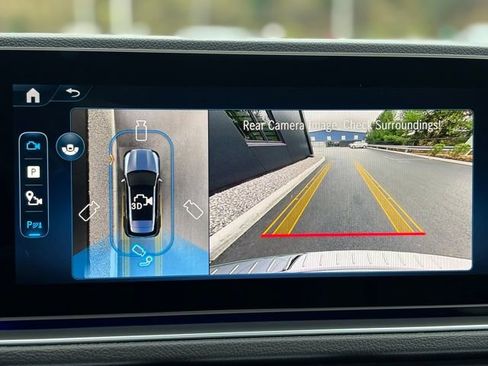 Used 2025 Mercedes-Benz GLE 450 4MATIC image 19