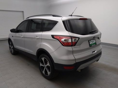 Used 2017 Ford Escape SE w/ Equipment Group 201A AWD/4WD image 5