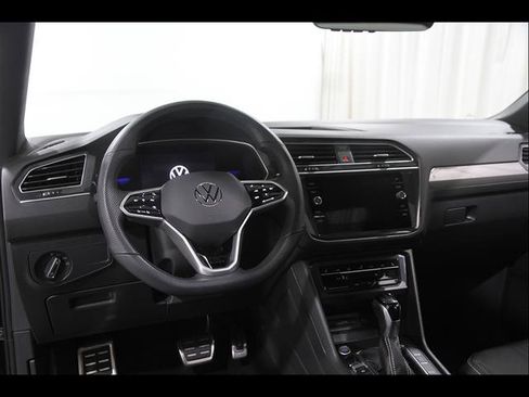 Certified 2024 Volkswagen Tiguan SE R-Line AWD/4WD image 6
