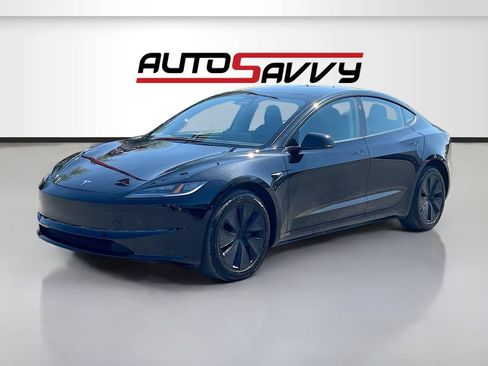 Used 2025 Tesla Model 3 Long Range RWD image 3