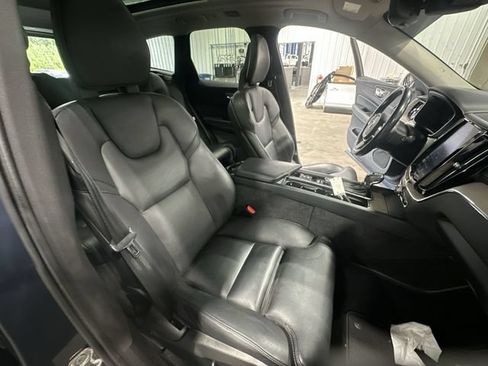 Used 2018 Volvo XC60 T6 Inscription w/ Convenience Package AWD/4WD image 32