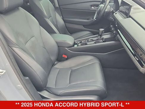 Used 2025 Honda Accord Sport image 24