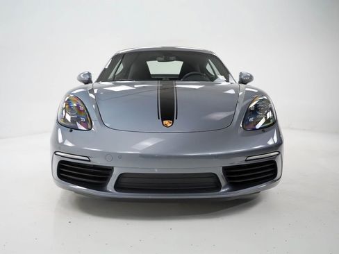 Used 2025 Porsche 718 Cayman image 7