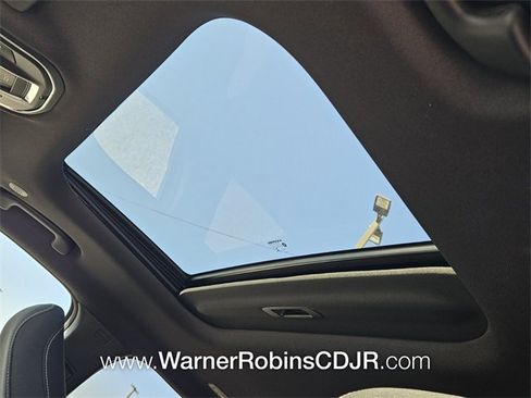 New 2025 Jeep Grand Cherokee L Laredo w/ Luxury Tech Group I image 20