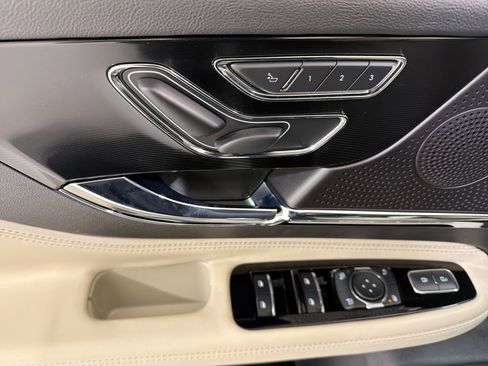 New 2026 Lincoln Corsair Premiere FWD image 11