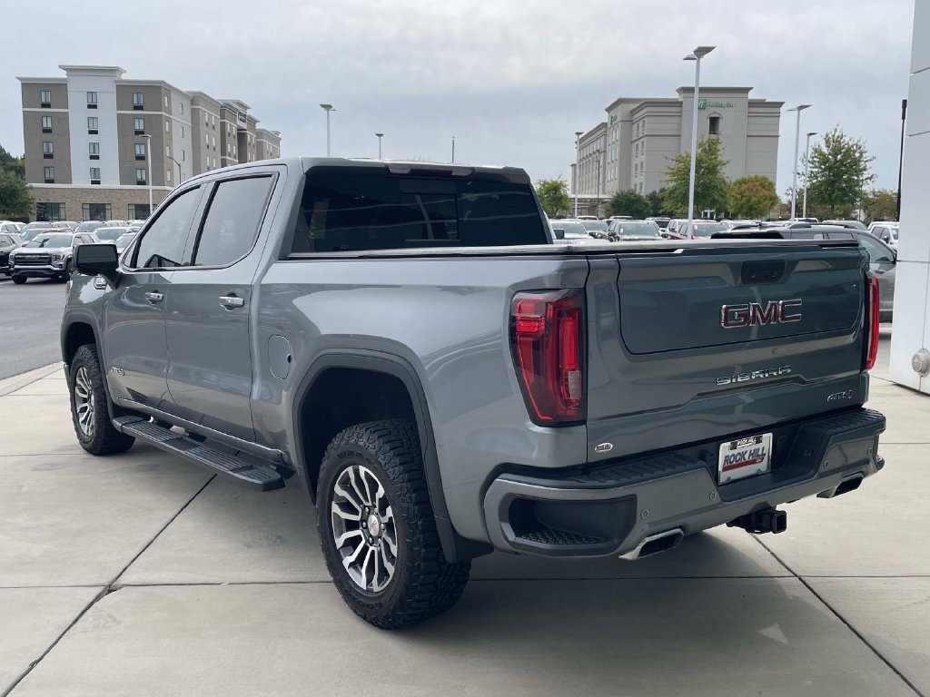 Used 2020 GMC Sierra 1500 AT4 w/ AT4 Premium Package AWD/4WD image 2