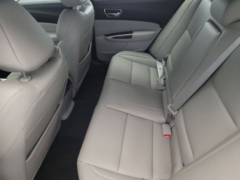 Used 2019 Acura TLX 2.4 image 18