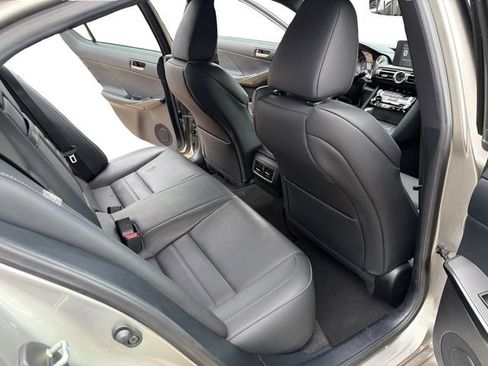 Used 2022 Lexus IS 350 F Sport RWD image 16