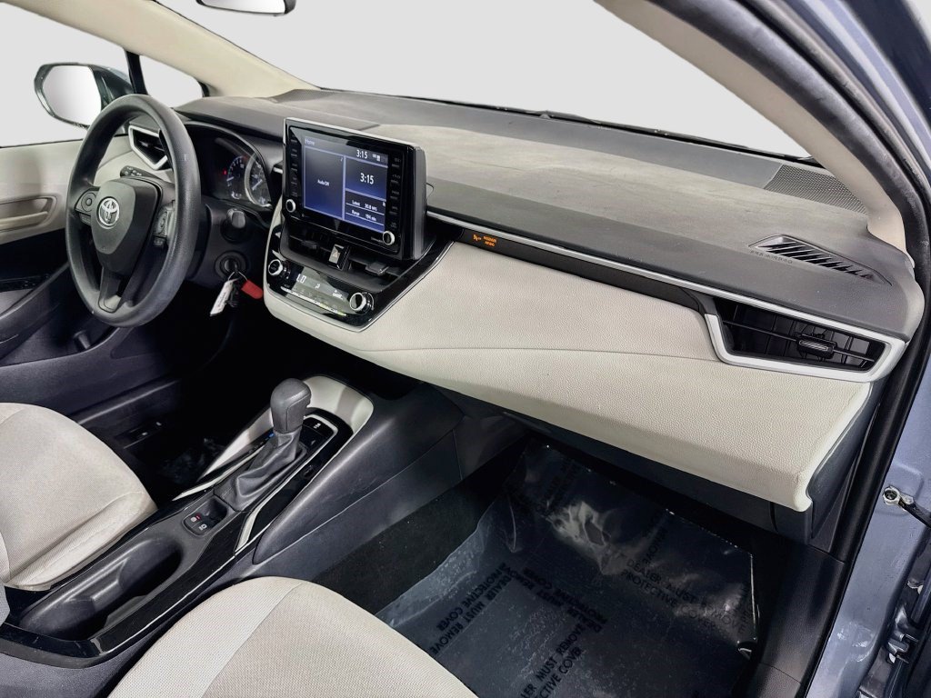 Used 2022 Toyota Corolla LE FWD image 28