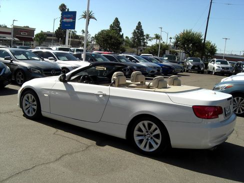 Used 2012 BMW 328i Convertible image 10