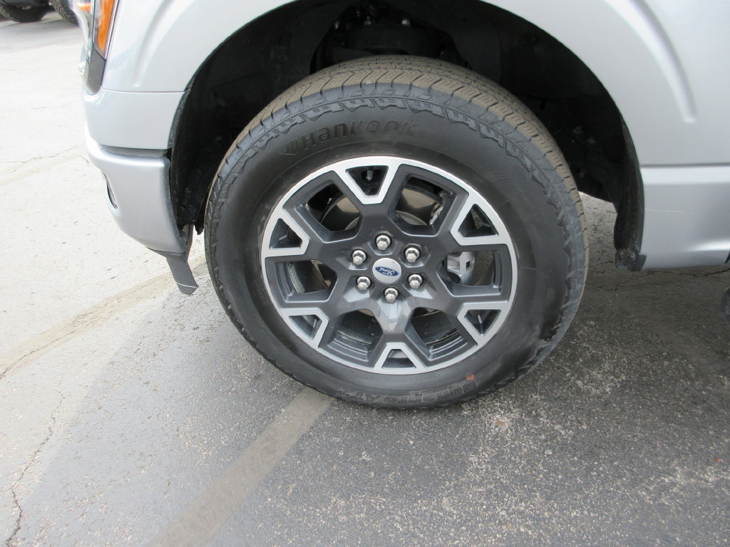 Used 2024 Ford F150 STX AWD/4WD image 15