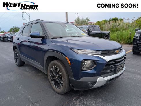 Used 2022 Chevrolet TrailBlazer LT w/ Convenience Package AWD/4WD image 1