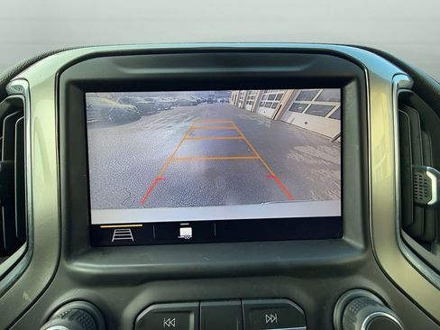 Used 2019 Chevrolet Silverado 1500 RST image 21