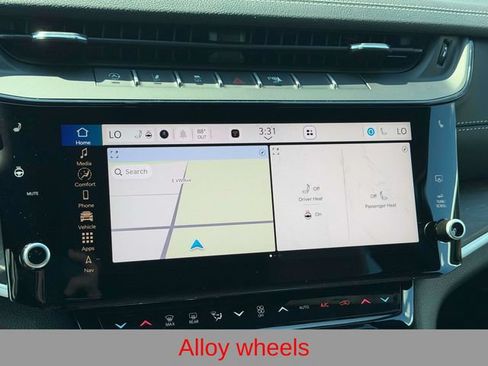 New 2027 Jeep Grand Cherokee Altitude AWD/4WD image 20