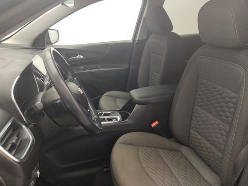 Used 2019 Chevrolet Equinox LT w/ Sun & Navigation Package AWD/4WD image 17