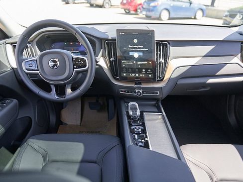New 2026 Volvo XC60 B5 Core w/ Protection Package AWD/4WD image 22